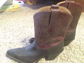 Ladies tony lama boots 6 new