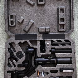 Gimbal For DSLRs And Mirrorless Cameras 