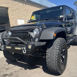 2017 Jeep Wrangler 4WD 🔑  52k Miles