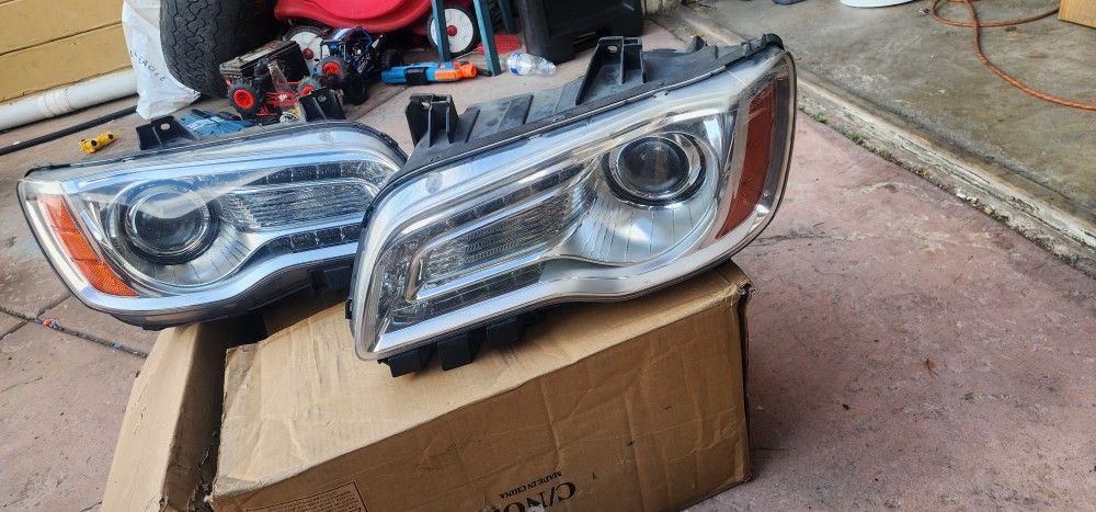 OEM Chrysler 300 Headlights