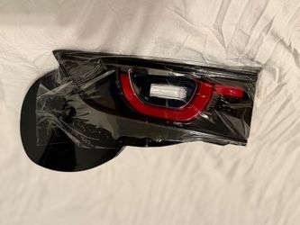 2023 Mazda CX-50 Inner Taillight RH Passenger Side (OEM New in Box)