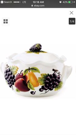 Home interior/ Celebrating Homes bean pot