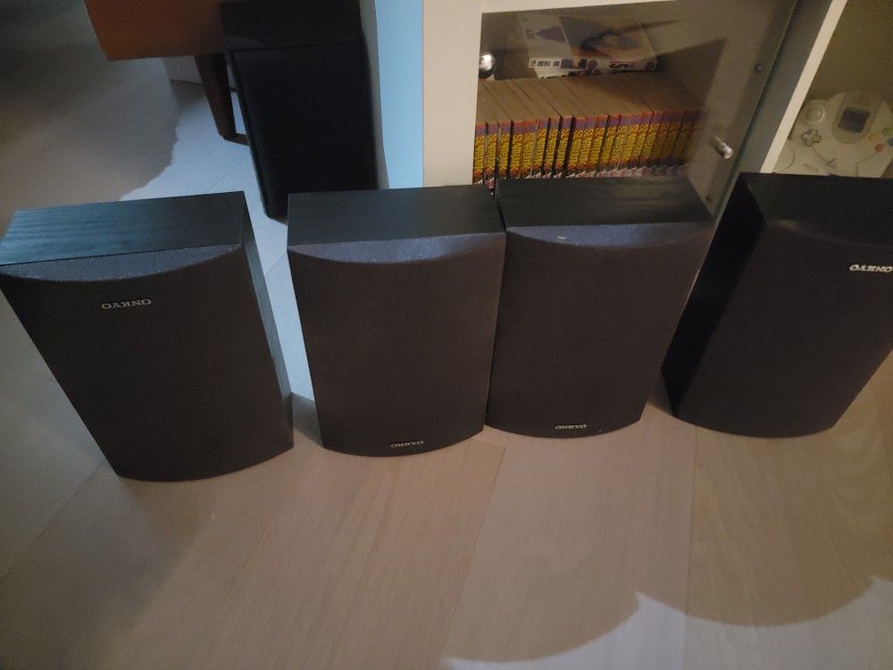 4 Onkyo Speakers SKM 530 Surround L/R and Rear Surround  L/R (Tested)