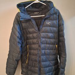 Arcteryx Mens Cerium LT Puffer Jacket Size XL