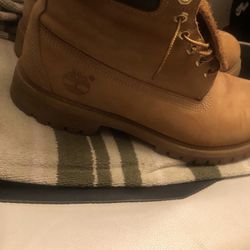 Timberland Boots  11 Men 55$