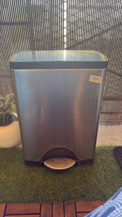 Trash can