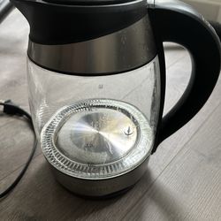 Chefman Electric Kettle with Temperature Control