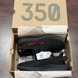 👟 Adidas Yeezy Boost 350 V2 “Bred” — Size 9 | OG Box | CP9652 | ICONIC Colorway 🔥 Open Box / Like New
