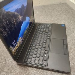 Dell Precision 7560 i7 64gb + 1tb SSD + 1tb HD + Nvidia RTX A2000