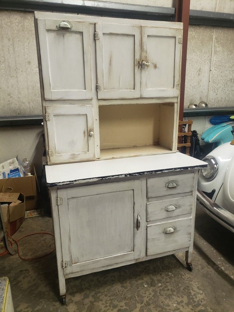 Antique Kitchen Queen 