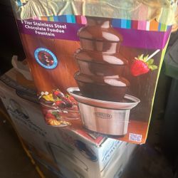 Nostalgia Electrics Fountain Chocale