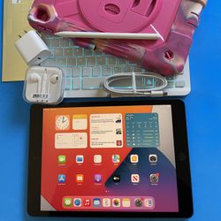 Apple IPad 7th Generation (10.2” Retina /Latest IOS 18/ 2019 model) 32GB with stylus pen, keyboard, case & Accessories (128GB $299)