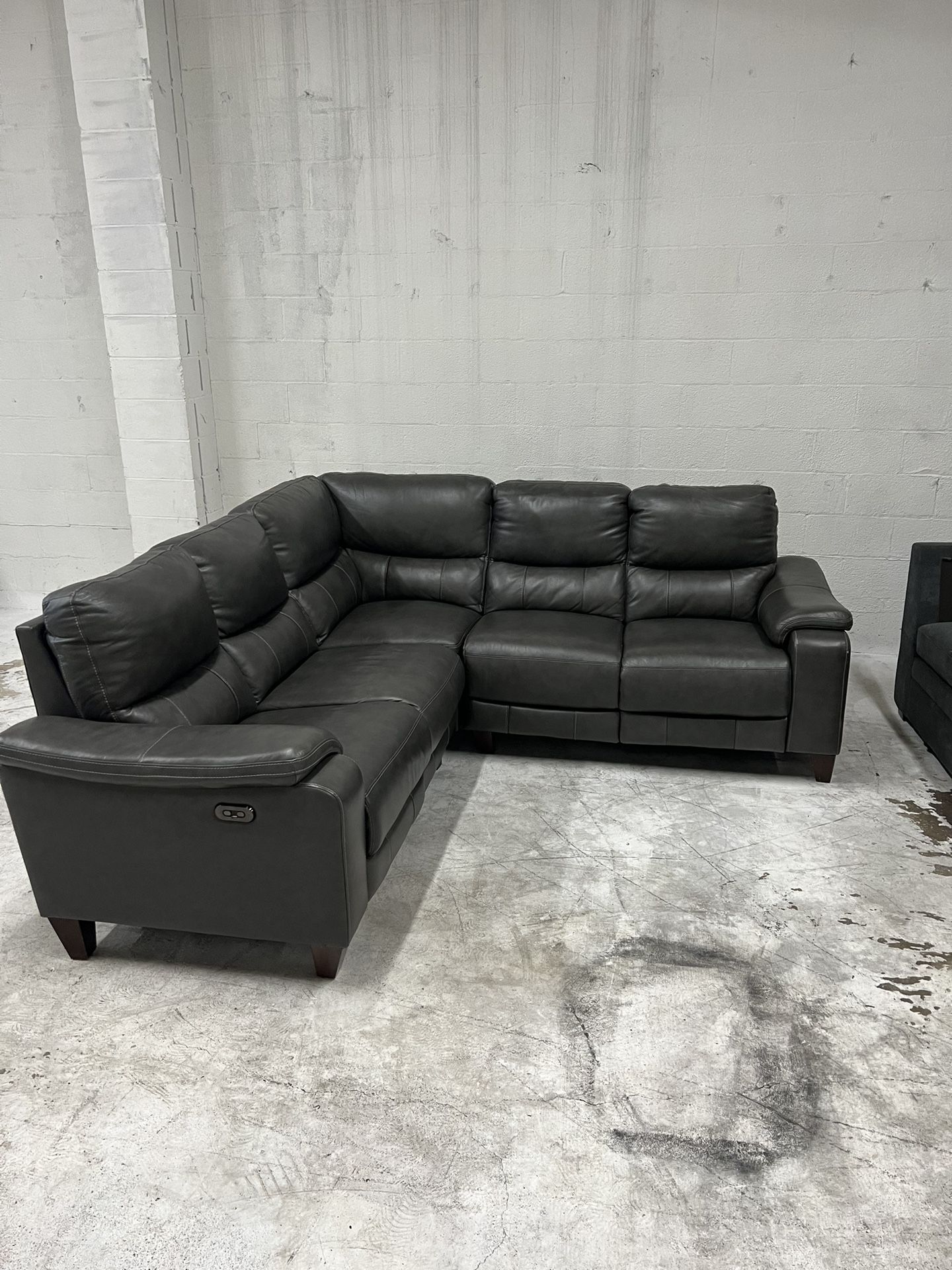 (Free Delivery) New Leather Power Sectional Sofa Couch