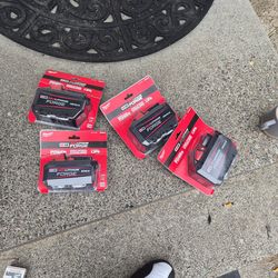 4 Milwaukee batteries