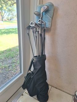 Set Of 15 GOLF CLUBS In A Black Bag