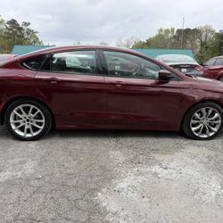 2015 Chrysler 200 Sport 