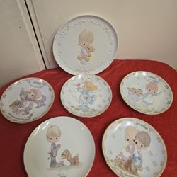 Precious Moment Month Plate/ Platos De Precious Moment De Cada Mes