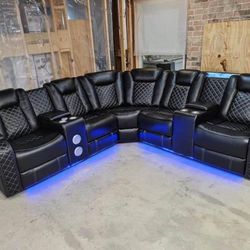 SALA SECCIONAL PIEL ELECTRICA! INSTALACION ENTREGA EL MISMO DIA! 3 PAGOS MENSUALES