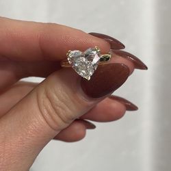 4.04ct IGI Certified Cvd Diamond Engagement Ring 18k Gold 