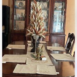 Dining Room Furniture 