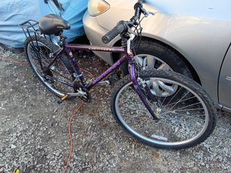 Schwinn sidewinder mountain bike ready to ride medium size Hard Tail