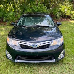 2012 Toyota Camry Hybrid XLE