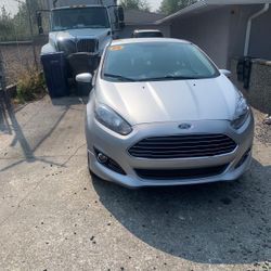 2015 Ford Fiesta