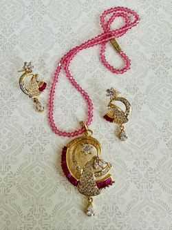 Gorgeous Neckalce Set!💫