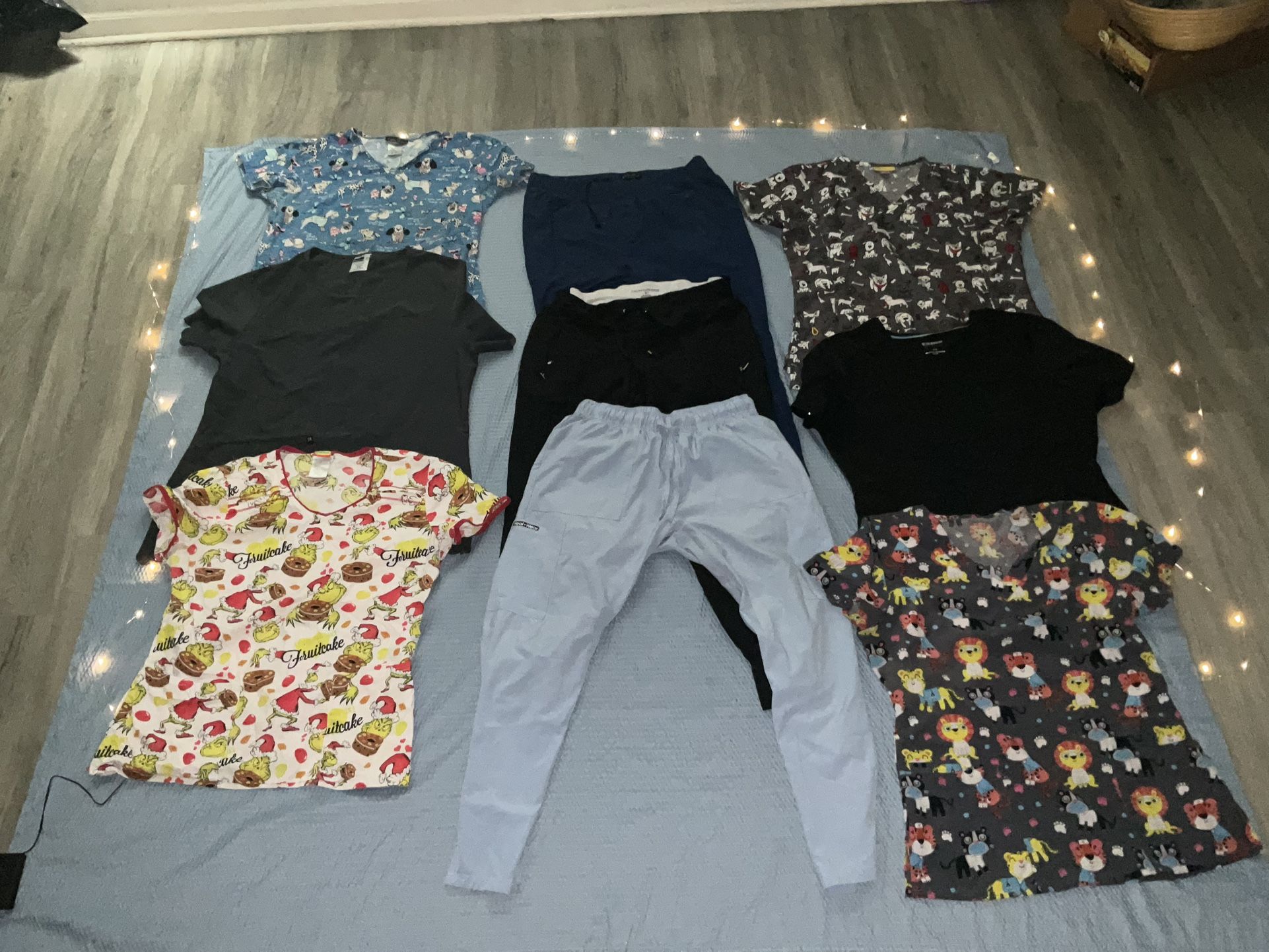 Scrubs Size Medium Women’s