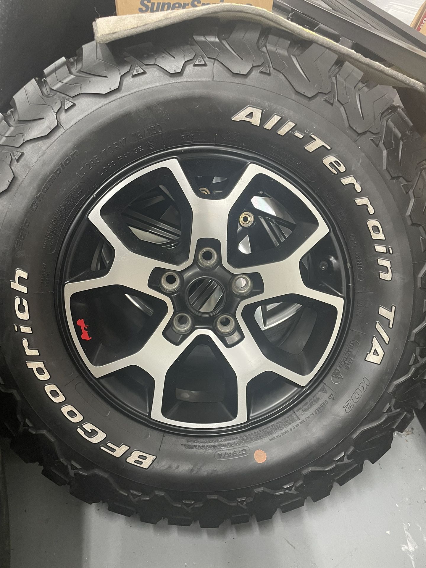 Jeep Wrangler JL New Wheel & Spare Tire