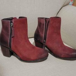 Women's Red Roan Healed Booties Size 6.5