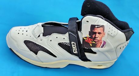 **NEW IN BOX** Vintage 1993 Converse Kevin Johnson Run N Slam MID Basketball Shoes