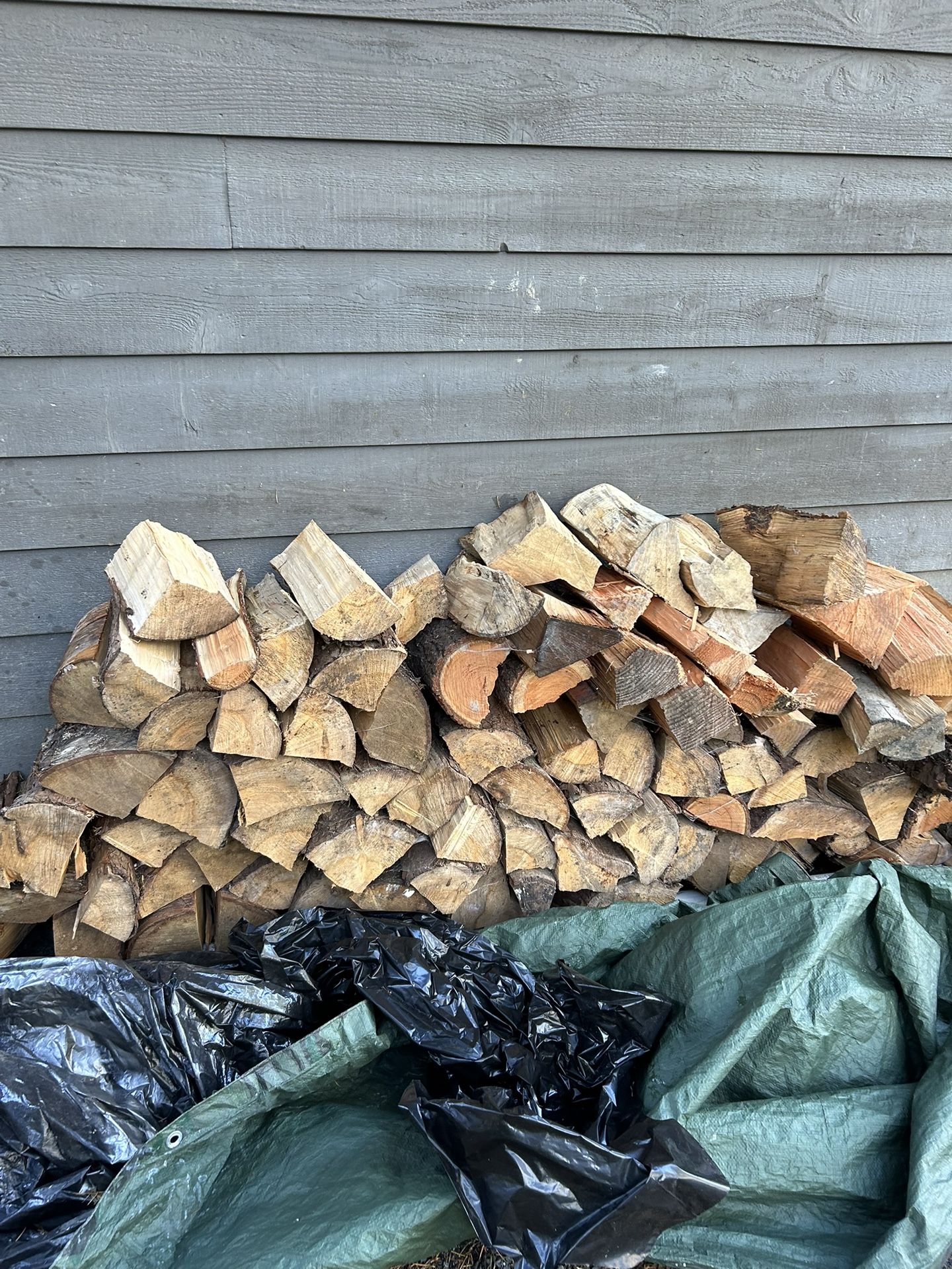 Offer Up - seasoned fire wood - Cord to small box - best price in Edmonds.  