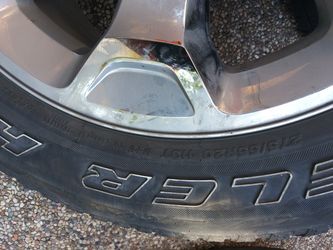 Tires with rims
