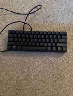 Razor huntsman tkl keyboard