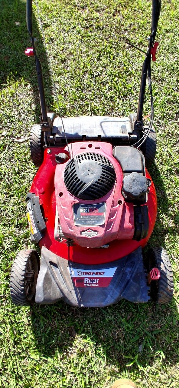 Lawn Mower Troy Bilt 