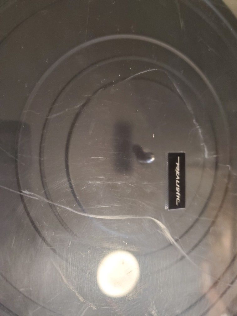 Realistic Turn Table Lab 330 