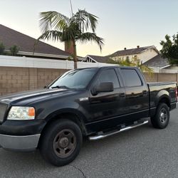2005 Ford F-150 XLT 5.4 Triton V8 RWD Clean Title Low Miles Transmission Engine Runs And Drives Good 