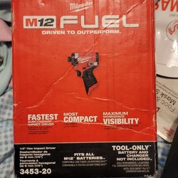 Milwaukee M12 FUEL 1/4 In Hex Impact Wrench 