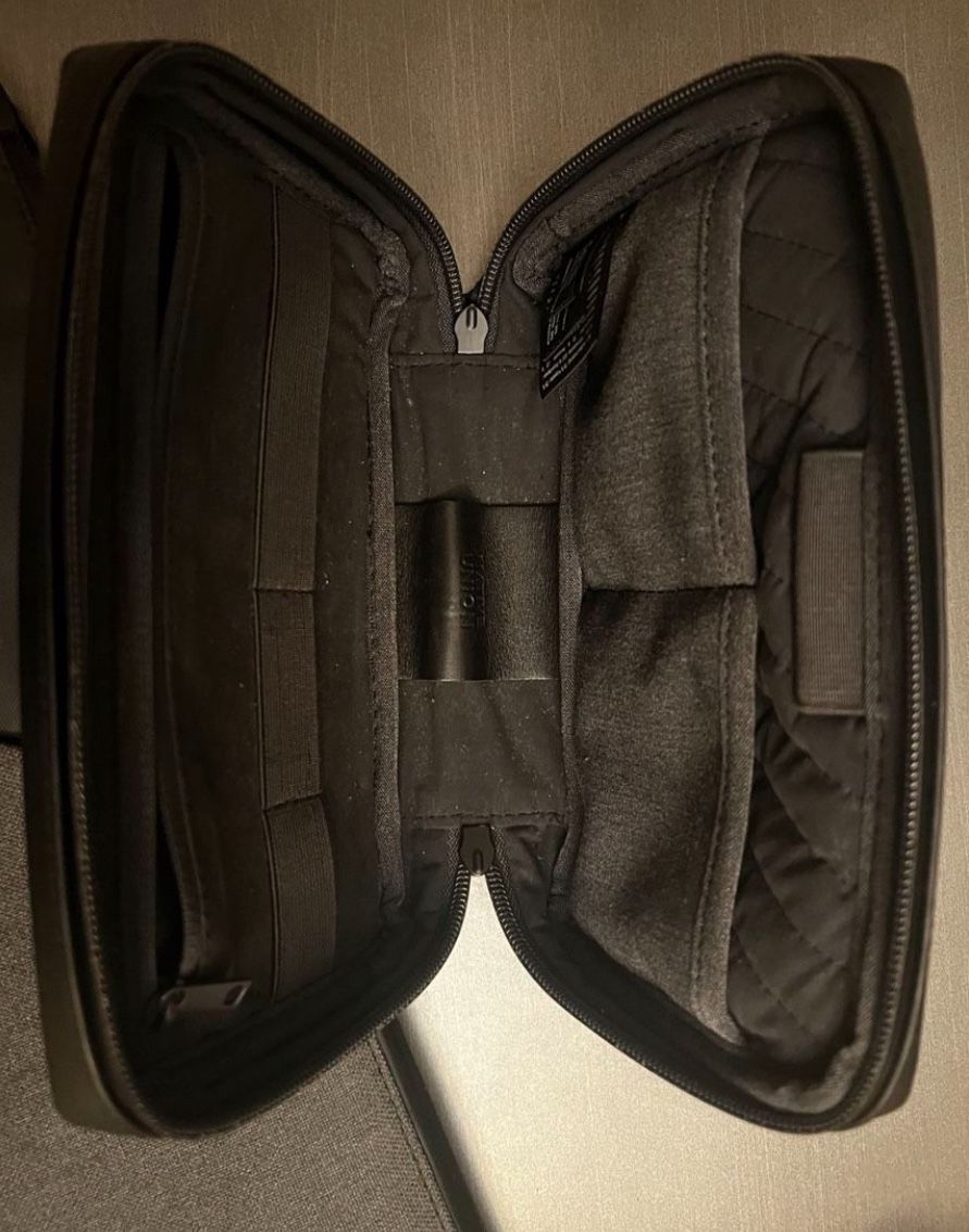 Native Union Tech Organizer 