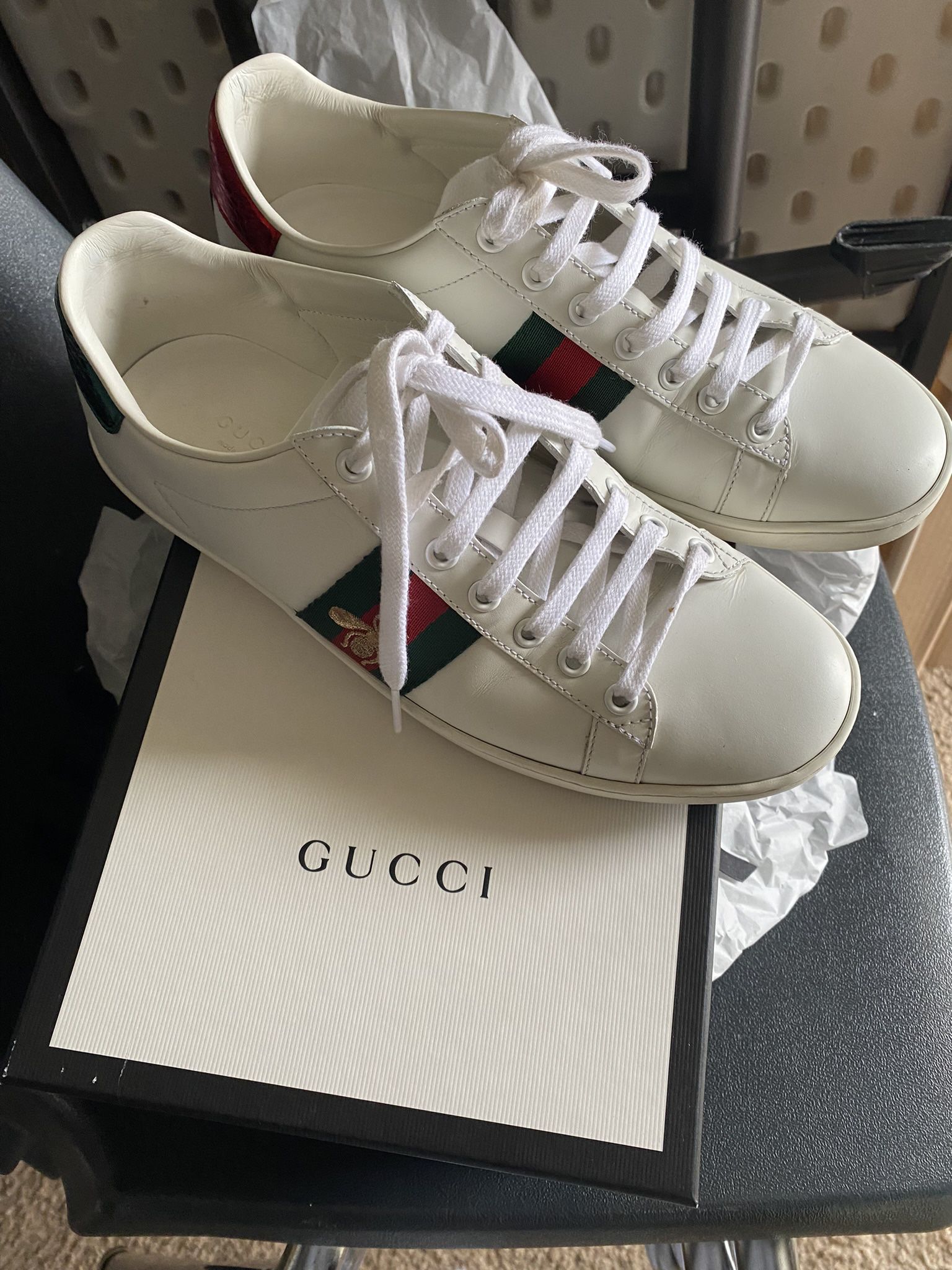 Gucci Authentic Size 39 Women’s (Great Condition)
