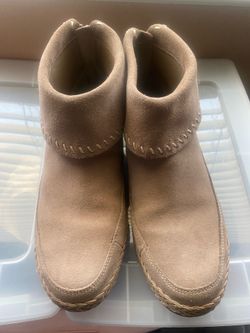 UGGS Ankle Booties