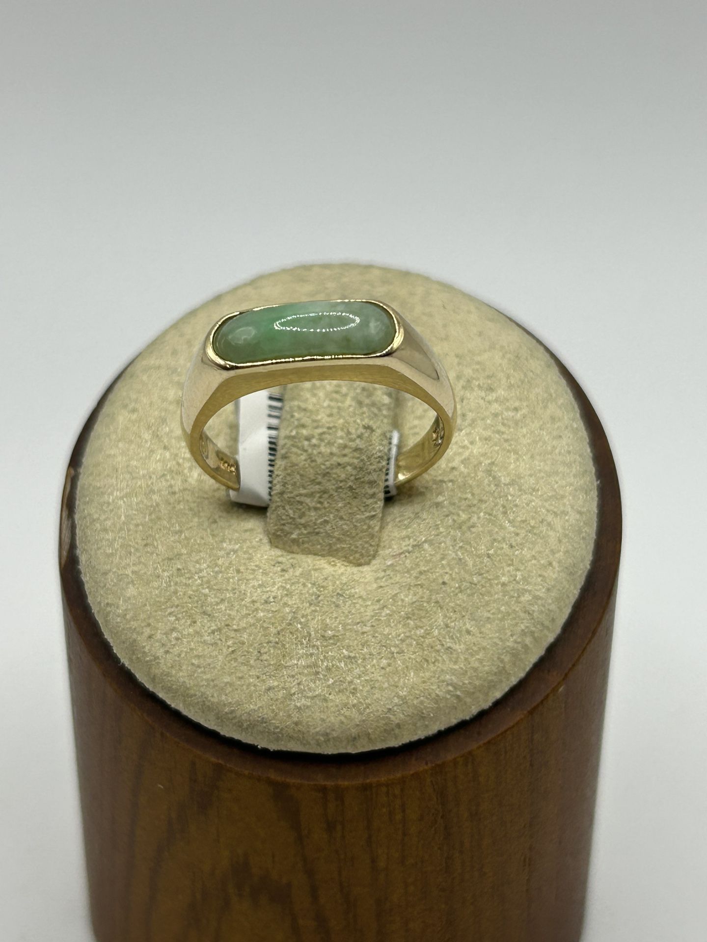 14k Yellow Gold And Jade Ring