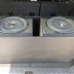 2 12"S Kickers In The Box