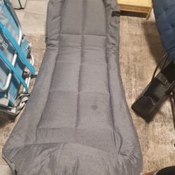Foldable Cot With Mattress Pad