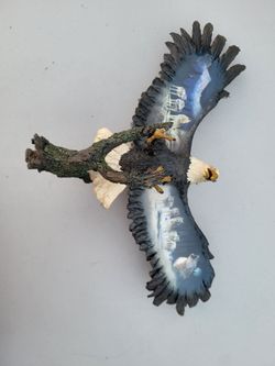 Mystic Guardians by Robin Koni. large bald eagle sculpture. First issue in Sovereign Spirits. talons broken on one claw.