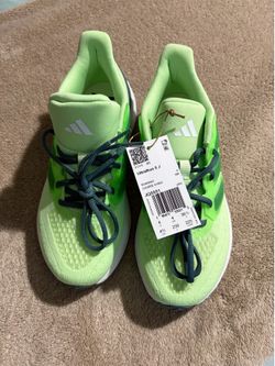 Unisex adidas shoes