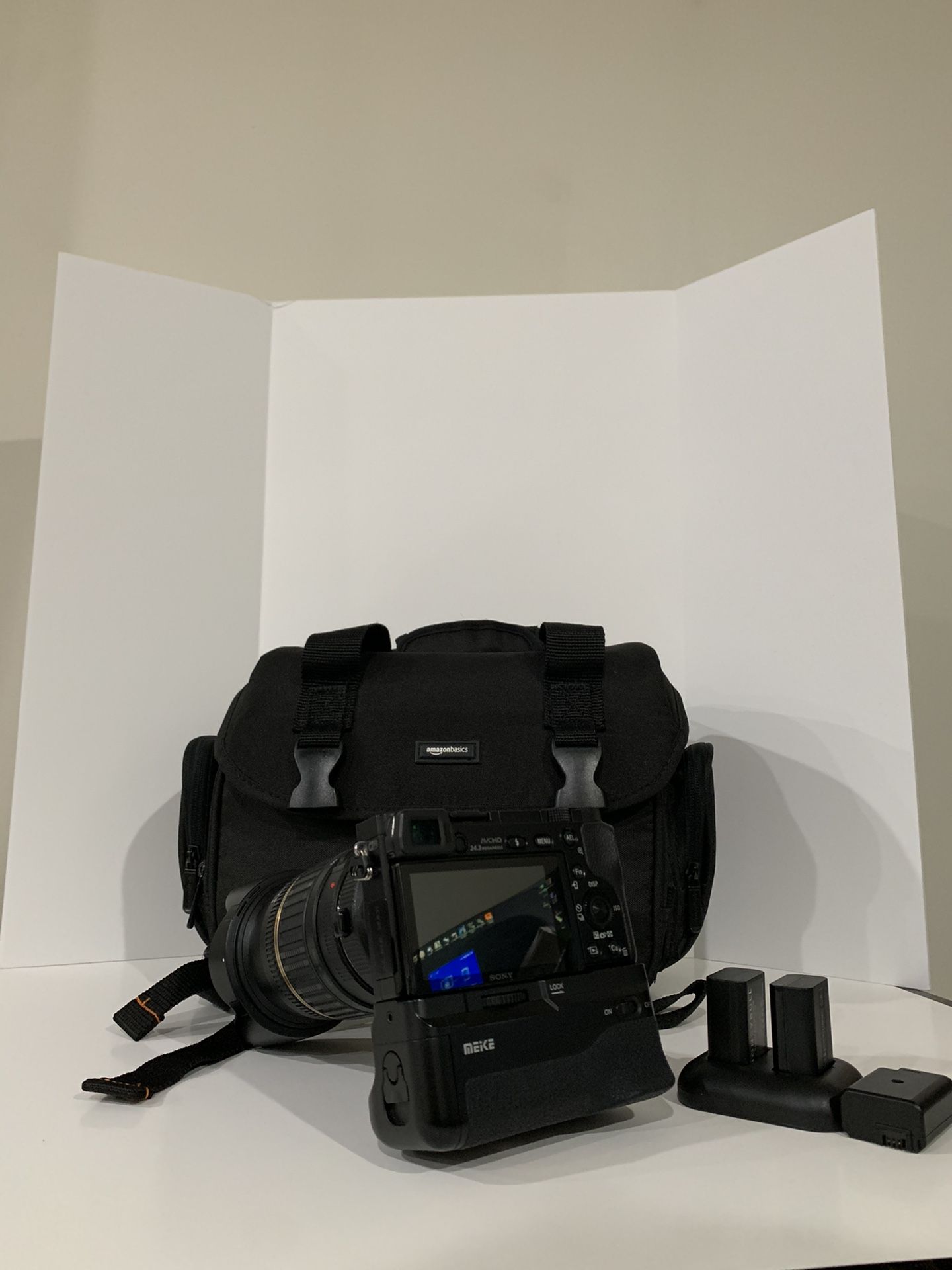 Sony a6000 with accessories