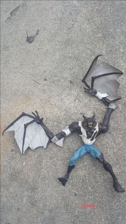 DC Comics Kenner Man-Bat 7" Action Figure Legends of the Dark Knight 1997