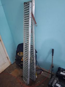 Set steele ramps approx.over 6 ft long